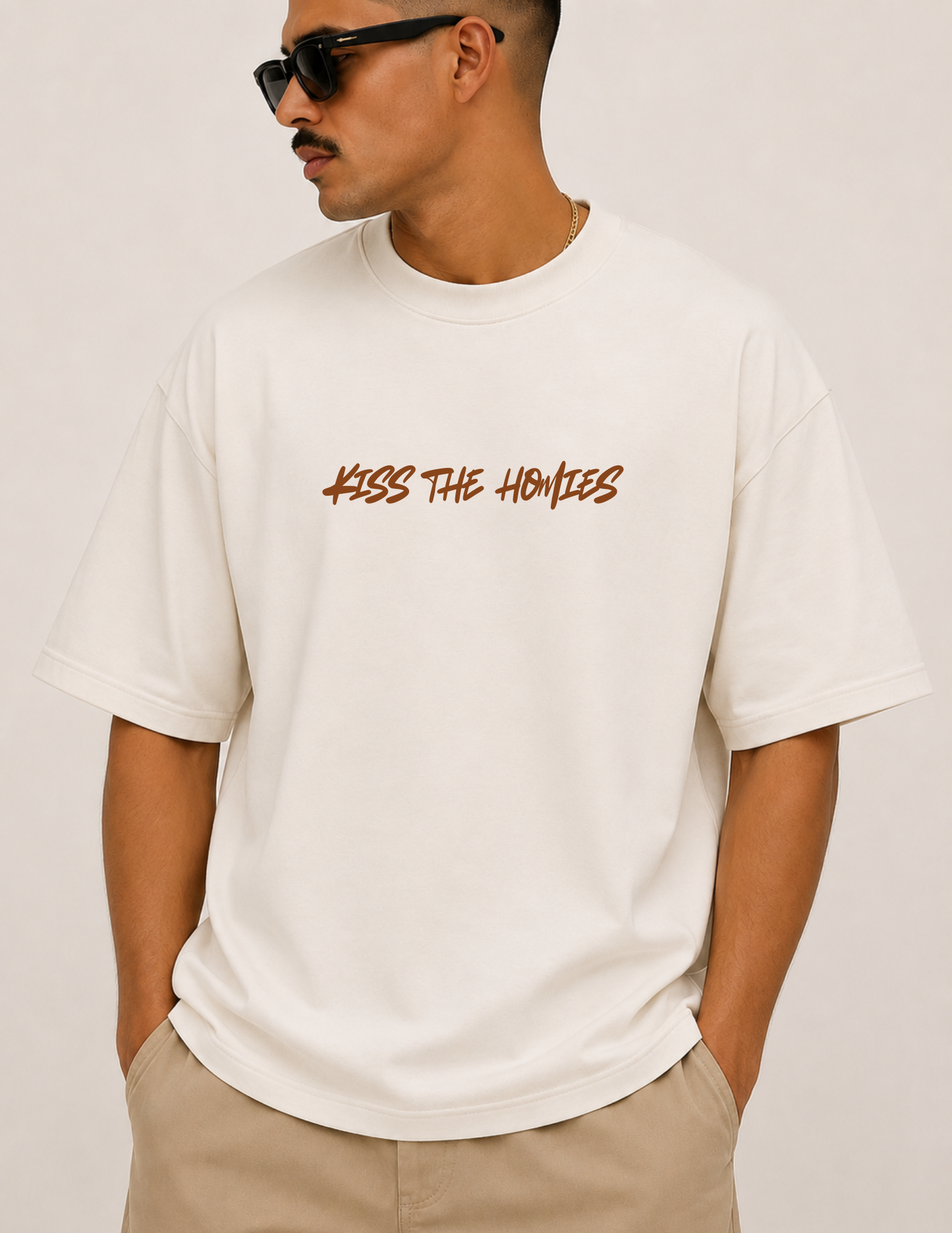 Kiss the Homies T-shirt